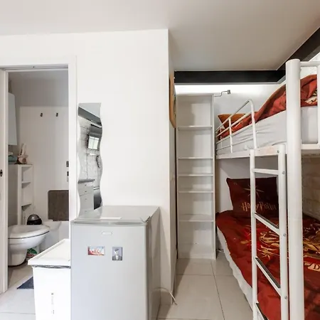 A Et Desinfection Rigoureux Du Logis