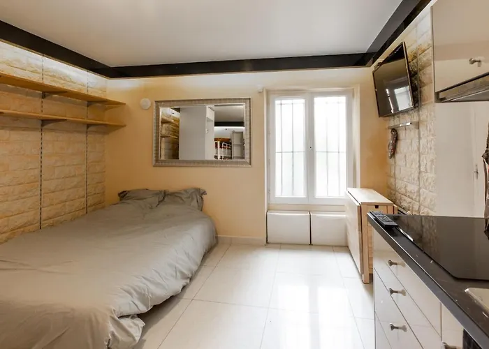 Apartment A Et Desinfection Rigoureux Du Logis *